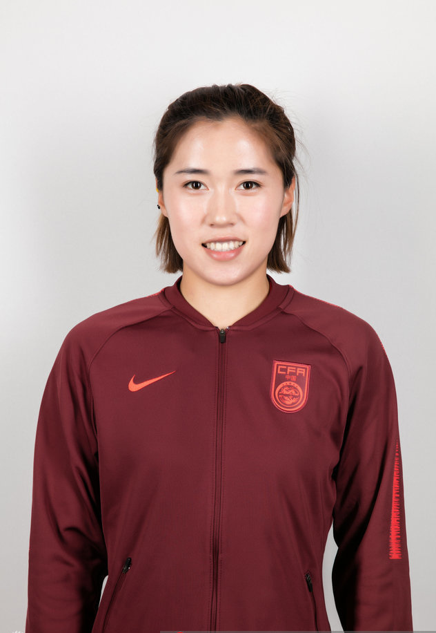 亚洲足球赛场上的明星选手，尽展风采的简单介绍